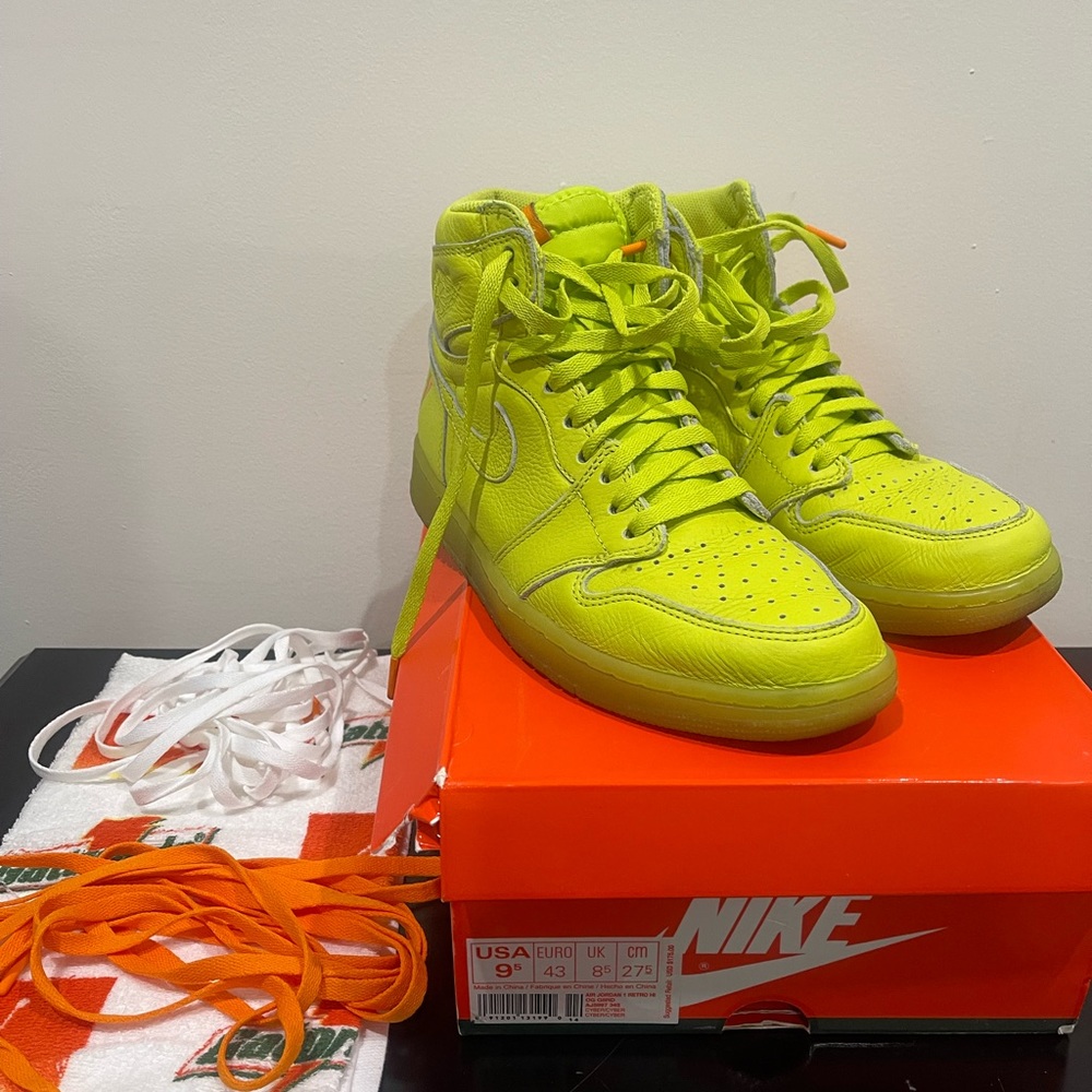 Jordan 1 Retro High Gatorade Cyber